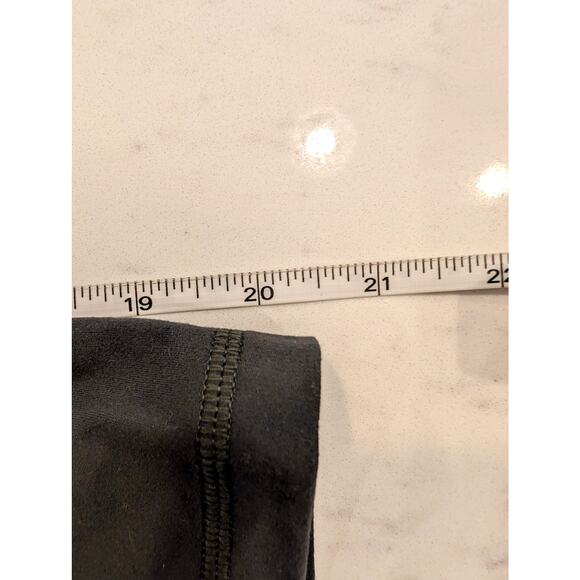 GAME Gray Athletic Bike Shorts Black Lycra Side Pockets Size M Stretch Active - Picture 5 of 5